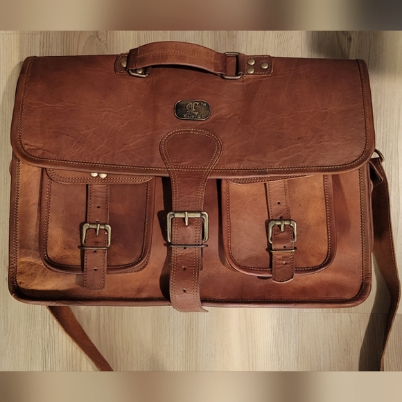 18 Inch Vintage Handmade Leather Travel Messenger Crossbody Bag
